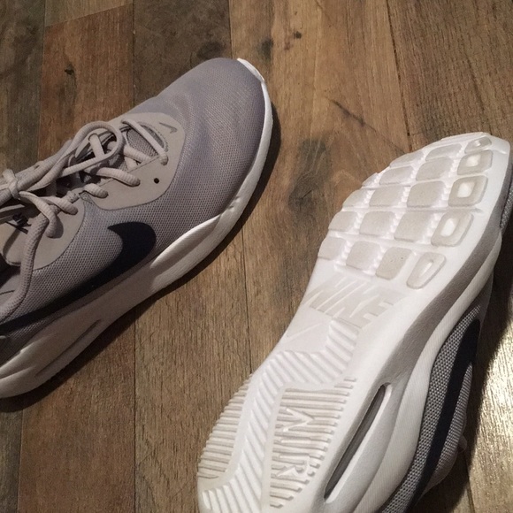 Nike Air Max - Picture 4 of 8